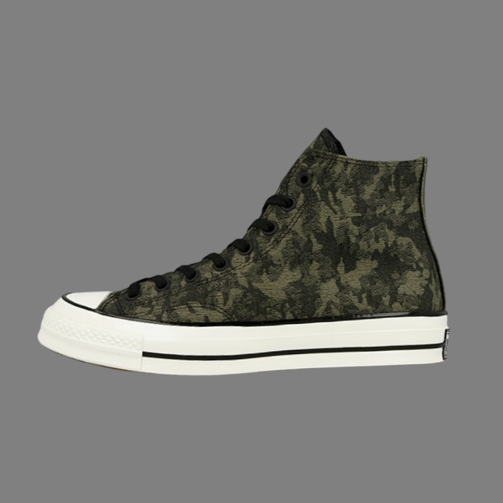 Green Camo Converse, Men's 6/Women's 8